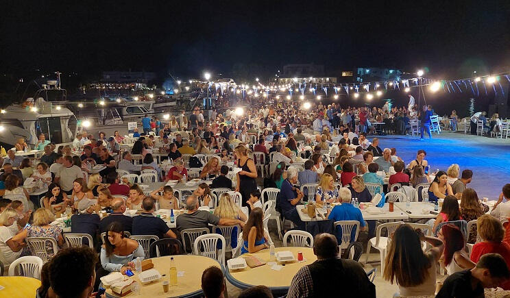 Paros, Ampelas, St. Fanourios Festival - Gastronomy Tours Paros, Ampelas, St. Fanourios Festival