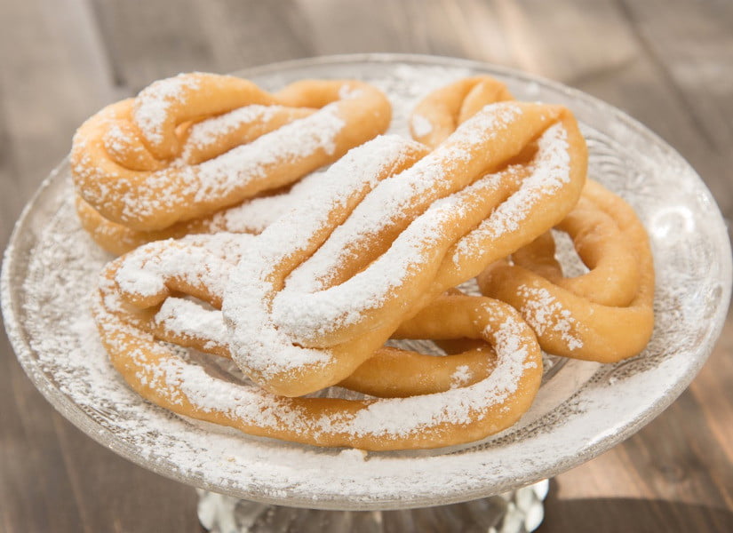 Lalangia - Gastronomy Tours Greek ‘Lalangia’ means dough made into thick macaroni