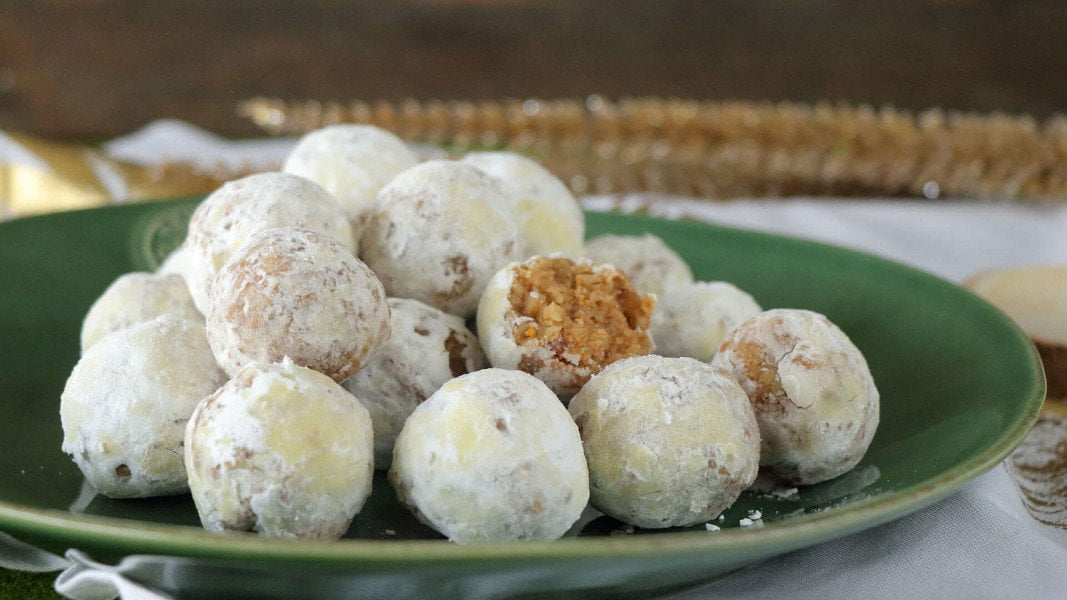 Karidota – Traditional Greek Walnut Sweet