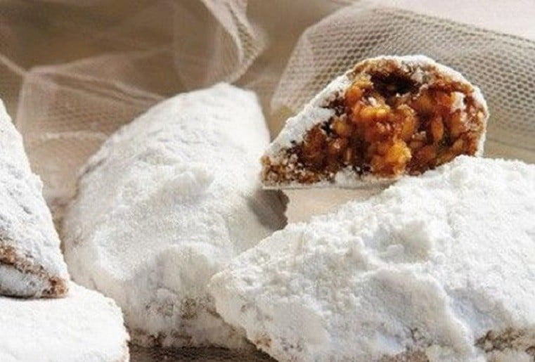 Sweet Poungia - Gastronomy Tours Small Greek ‘Poungia’