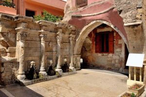vAo82DPt_Rethymno Old Town.jpg