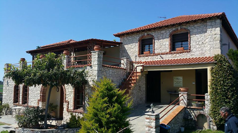 Taste the Kazakis spirit at Marianna's - Gastronomy Tours 6NrFTU_mariannas 10.jpg