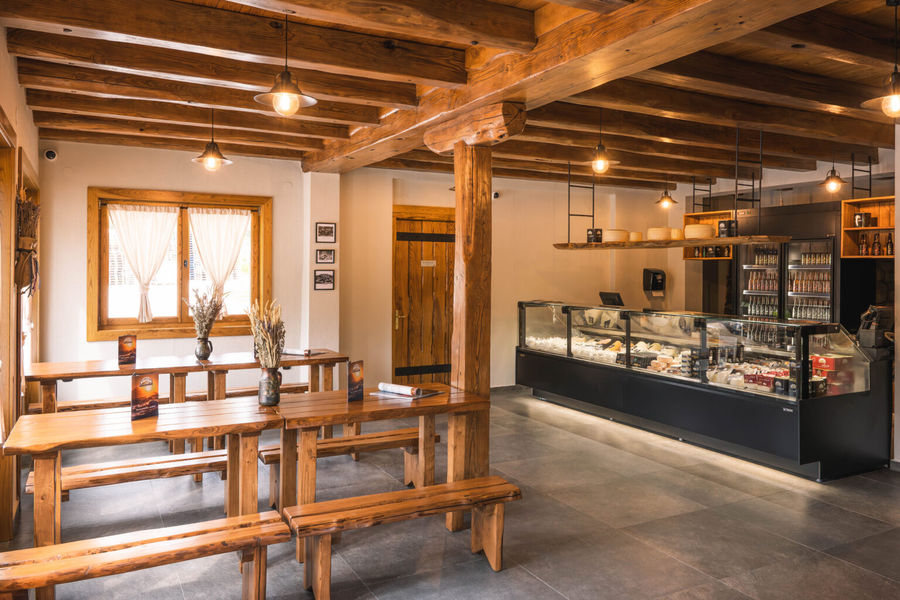 Stathori Dairy - Gastronomy Tours Stathori Dairy