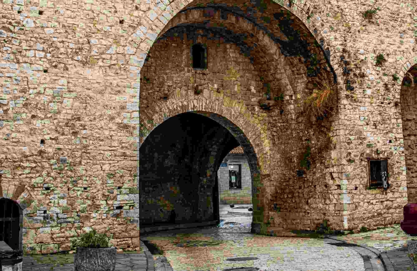 The Castle of Ioannina - Gastronomy Tours Castle of Ioannina Entrance