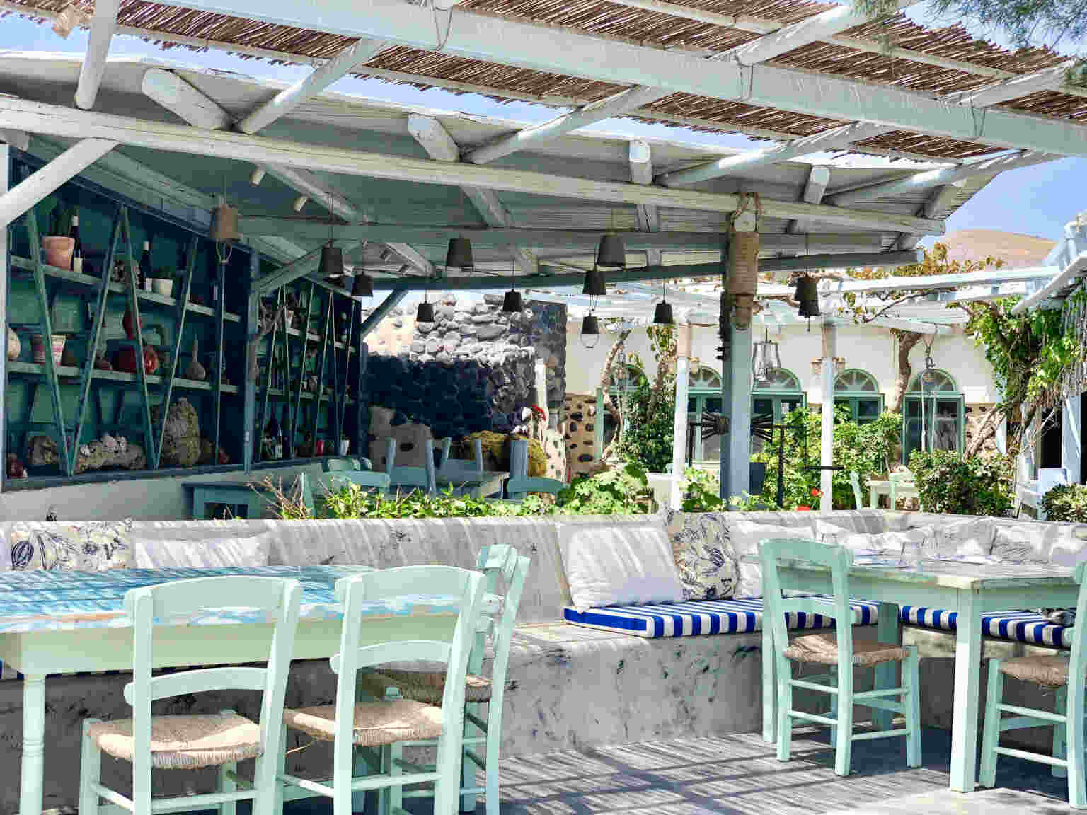 Must Eat Places in Santorini: - Gastronomy Tours Must Eat Places in Santorini:
