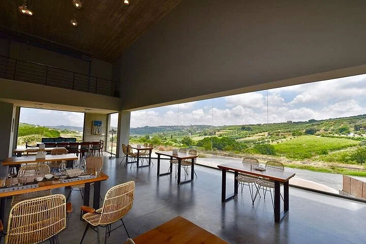 A Journey Through Heraklion’s Wineries and Villages