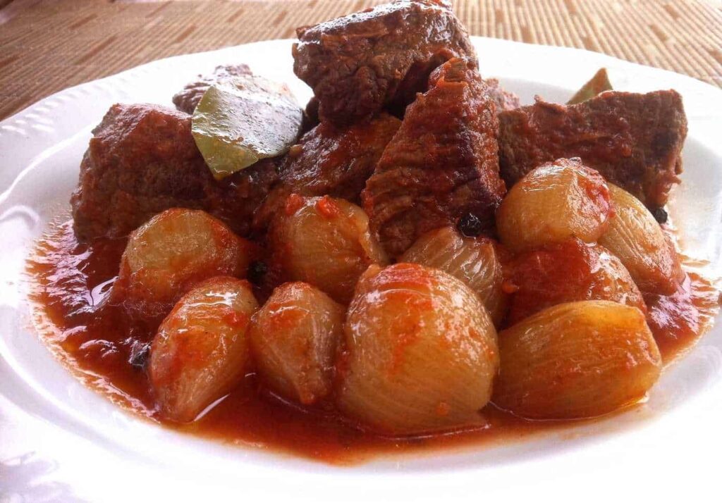 mosxari stifado syntagi 1392x970 1 - Gastronomy Tours