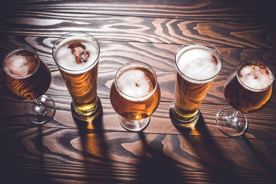 Greek Craft Beer Tasting & Food Pairing Tour in Athens