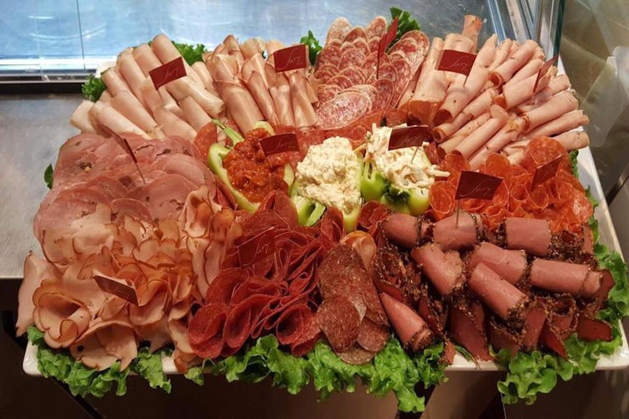 Sary - Gastronomy Tours Sary